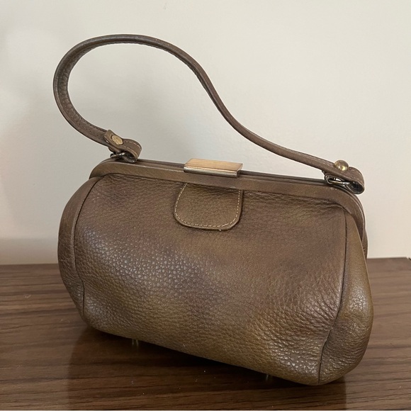 Vintage Calderon Leather Purse - Picture 2 of 6